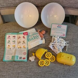 Zuru My Mini Baby 
Yellow Playset with Accessories